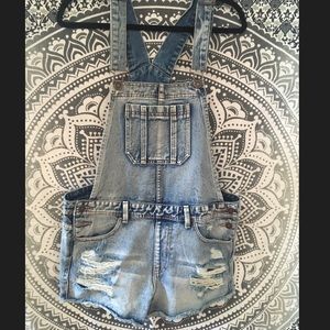 NWT Forever 21 Overall Jean Shorts